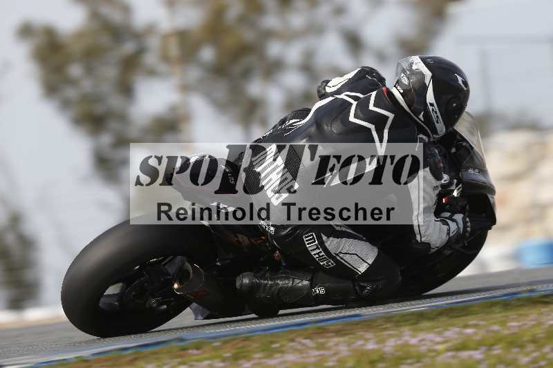 /Archiv-2024/02 29.01.-02.02.2024 Moto Center Thun Jerez/Gruppe schwarz-black/backside